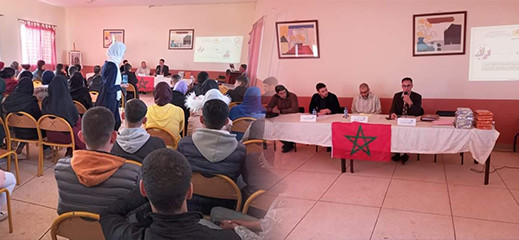 ثانوية الكندي بدار الكبداني تبصم على أمسية ثقافية وتربوية ناجحة