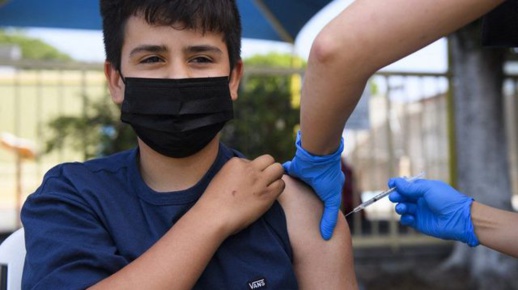 الشروع في تلقيح الأطفال دون 12 سنة بالثغر المحتل الشروع في تلقيح الأطفال دون 12 سنة بالثغر المحتل