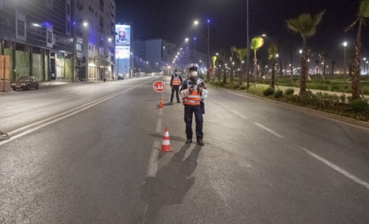 الحكومة تمنع احتفالات ليلة رأس السنة وتعلن حظر التجوال وإغلاق المقاهي والمطاعم الحكومة تمنع احتفالات ليلة رأس السنة وتعلن حظر التجوال وإغلاق المقاهي والمطاعم