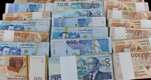 تجار مغاربة يهربون 600 مليار درهم نحو الخارج