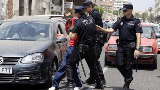 اعتقال شاب بمليلية بتهمة الشروع في القتل بكناريا اعتقال شاب بمليلية بتهمة الشروع في القتل بكناريا