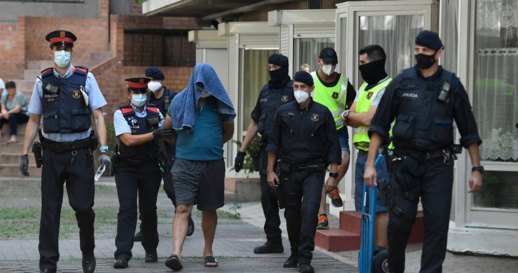 بسبب العنصرية ضد المغاربة.. المدعي العام يطالب بسجن إسباني في برشلونة  بسبب العنصرية ضد المغاربة.. المدعي العام يطالب بسجن إسباني في برشلونة