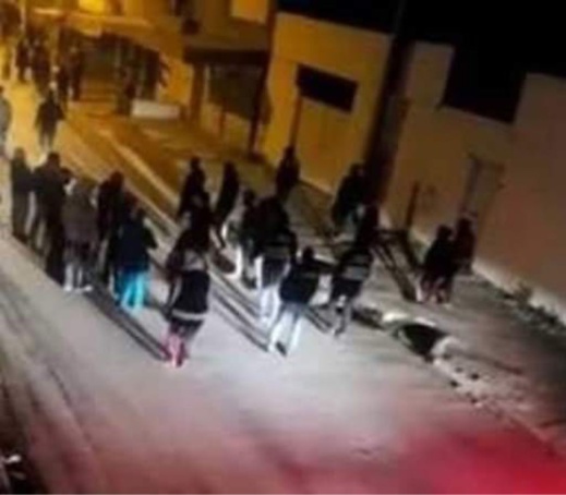 المعهد الوطني للجيوفيزياء يعلن أن الهزة القوية بالحسيمة بلغت 5.4 درجات.. شاهد المخلفات بالفيديو والصور المعهد الوطني للجيوفيزياء يعلن أن الهزة القوية بالحسيمة بلغت 5.4 درجات.. شاهد المخلفات بالفيديو والصور