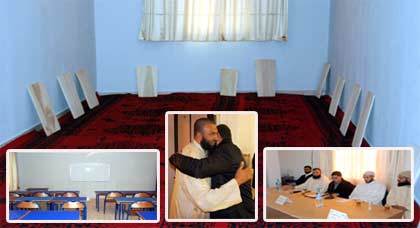 جمعية الهدى بالدريوش تحيي حفل افتتاح مقرها مع دار لتحفيظ القرآن الكريم جمعية الهدى بالدريوش تحيي حفل افتتاح مقرها مع دار لتحفيظ القرآن الكريم