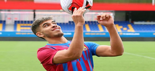 المغربي عبد الصمد الزلزولي يرد على إغراءات الاتحاد الاسباني بطريقة مثيرة المغربي عبد الصمد الزلزولي يرد على إغراءات الاتحاد الاسباني بطريقة مثيرة