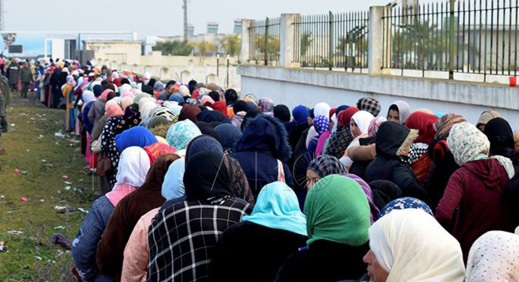 في غضون 15 يوما.. 12000 امرأة مغربية ستغادر إلى إسبانيا لهذا السبب في غضون 15 يوما.. 12000 امرأة مغربية ستغادر إلى إسبانيا لهذا السبب