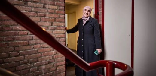 فاطمة.. قصة امرأة تشردت مع أطفالها في هولندا بعدما فرت من عنف زوجها بالمغرب