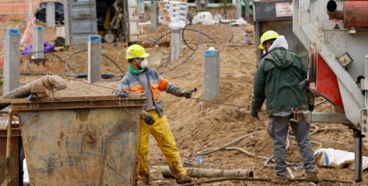 إسبانيا تبحث عن عمال من الخارج.. فرصة جديدة للراغبين في الهجرة إسبانيا تبحث عن عمال من الخارج.. فرصة جديدة للراغبين في الهجرة