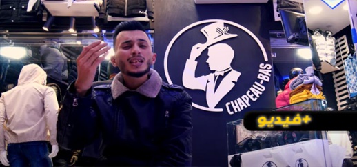 شاهد.. "موصبيح" يغني لسوق المركب ويلوم اللصوص في ليلة الحريق