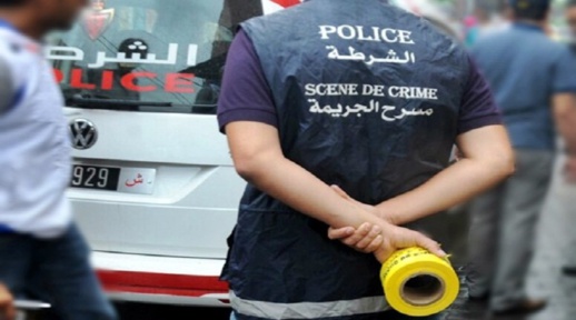 مدير وكالة بنكية يذبح نفسه من الوريد إلى الوريد
