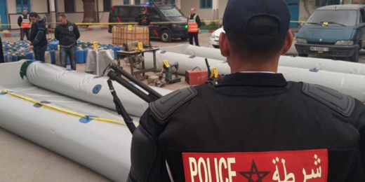 الأمن يحبط 4 محاولات للهجرة السرية ويوقف متاجرين في البشر الأمن يحبط 4 محاولات للهجرة السرية ويوقف متاجرين في البشر