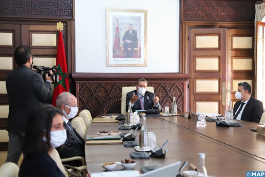 إطلاق مشاريع بقيمة 720 مليار ستوفر 4500 منصب شغل إطلاق مشاريع بقيمة 720 مليار ستوفر 4500 منصب شغل