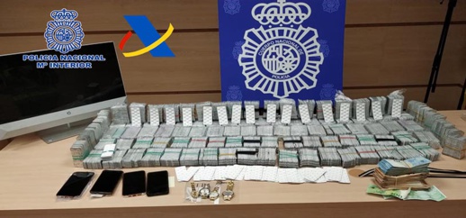 تفاصيل تفكيك أكبر شبكة لتهريب القرقوبي من طرف المغرب وإسبانيا