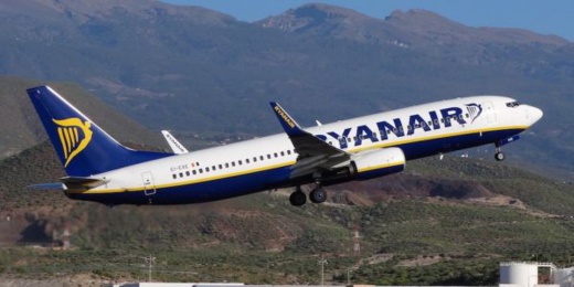 ضربة موجعة.. شركة "رايان إير" للطيران تنسحب من المغرب نهائيا ضربة موجعة.. شركة "رايان إير" للطيران تنسحب من المغرب نهائيا