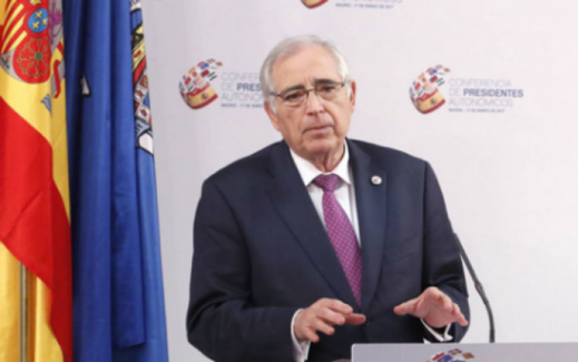 إمبرودا يدعو إلى فرض التأشيرة على ساكنة إقليم الناظور لدخول مليلية إمبرودا يدعو إلى فرض التأشيرة على ساكنة إقليم الناظور لدخول مليلية