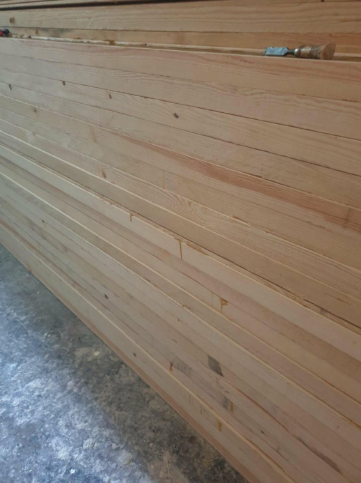 اقتحام ورشة للنجارة استغلها أصحابها في إخفاء الحشيش داخل الألواح الخشبية المعدة للتصدير خارج المغرب اقتحام ورشة للنجارة استغلها أصحابها في إخفاء الحشيش داخل الألواح الخشبية المعدة للتصدير خارج المغرب