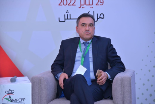 انتخاب الرحموني رئيسا للجنة الشؤون المالية والإدارية لجمعية مجالس الأقاليم والعمالات انتخاب الرحموني رئيسا للجنة الشؤون المالية والإدارية لجمعية مجالس الأقاليم والعمالات