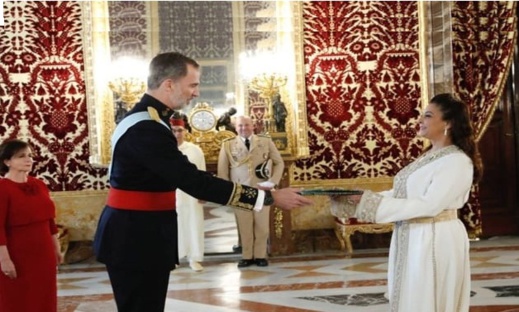 رسميا.. المغرب ينهي مهام القائمين بسفارة المملكة بمدريد ويفرغها من موظفيها رسميا.. المغرب ينهي مهام القائمين بسفارة المملكة بمدريد ويفرغها من موظفيها