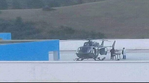 مروحية طبية مجهزة في انتظار اخراج ريان لنقله إلى المستشفى مروحية طبية مجهزة في انتظار اخراج ريان لنقله إلى المستشفى