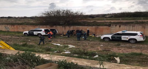 إنقاذ "حراك" مغربي سقط في قناة للصرف الصحي بمليلية إنقاذ "حراك" مغربي سقط في قناة للصرف الصحي بمليلية