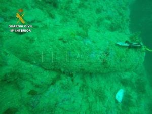 صور.. العثور على عبوتين ناسفتين قرب الناظور