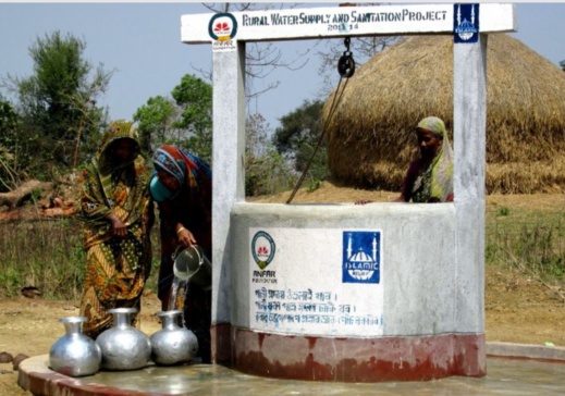 مغربية تبني بئرا صدقة على الطفل ريان مغربية تبني بئرا صدقة على الطفل ريان