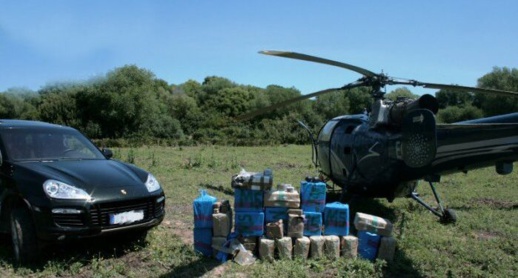 إدانة مهرب للمخدرات عبر الطائرات ب 8 سنوات سجنا نافذا إدانة مهرب للمخدرات عبر الطائرات ب 8 سنوات سجنا نافذا