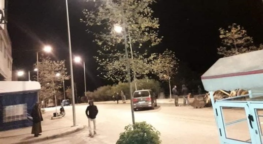 شخص يثير الرعب والهلع وسط مدينة الحسيمة شخص يثير الرعب والهلع وسط مدينة الحسيمة