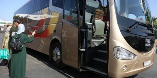 نقابيون يتحدثون عن عودة حافلات المسافرين إلى طاقتها الاستيعابية الكاملة نقابيون يتحدثون عن عودة حافلات المسافرين إلى طاقتها الاستيعابية الكاملة