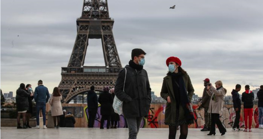 فرنسا تتخلى عن "جواز التلقيح" وتفرض الكمامات في الأماكن العمومية فرنسا تتخلى عن "جواز التلقيح" وتفرض الكمامات في الأماكن العمومية