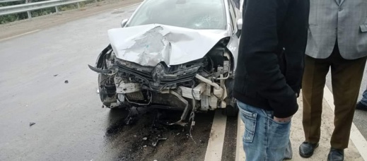 مصرع شخص وإصابة 10 آخرين بجروح.. سائق يدهس مواطنين كانوا يساعدون سيارة انقلبت في الطريق مصرع شخص وإصابة 10 آخرين بجروح.. سائق يدهس مواطنين كانوا يساعدون سيارة انقلبت في الطريق