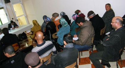 فـرع دار الكبداني للنقابة الوطنية للتعليم ينظم عرضا إشعاعيا حول ماهية علاقة النقابي بالسياسي فـرع دار الكبداني للنقابة الوطنية للتعليم ينظم عرضا إشعاعيا حول ماهية علاقة النقابي بالسياسي