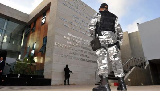 توقيف خمسة أشخاص يشتبه في انتمائهم لتنظيم داعش توقيف خمسة أشخاص يشتبه في انتمائهم لتنظيم داعش