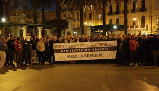 تجار مليلية يثورون في وجه السلطات الإسبانية تجار مليلية يثورون في وجه السلطات الإسبانية