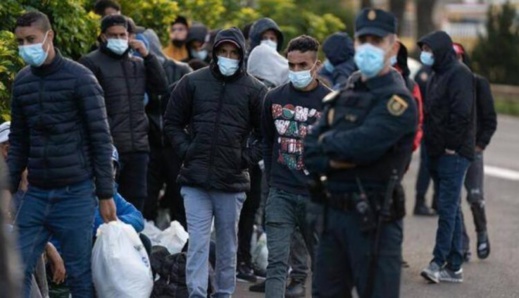 إسبانيا تشرع في إعادة المهاجرين السريين إلى المغرب