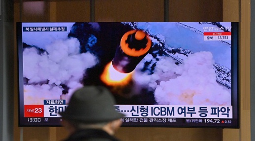 مرة أخرى.. كوريا الشمالية تطلق صاروخا غامضا