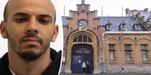 المحكمة تدين شقيق أشرف السكاكي بثماني سنوات سجنا المحكمة تدين شقيق أشرف السكاكي بثماني سنوات سجنا