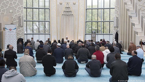 مستشار ألمانيا ووزيرة خارجيتها يهنئان المسلمين بحلول شهر رمضان المبارك