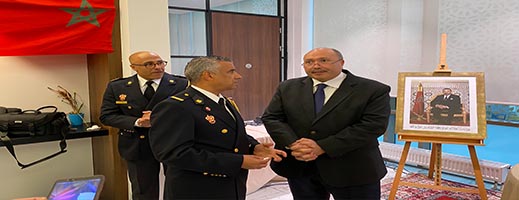 صور.. سفير المغرب بهولندا ينظم لقاء تواصليا مع أفراد الجالية المغربية بأمستردام صور.. سفير المغرب بهولندا ينظم لقاء تواصليا مع أفراد الجالية المغربية بأمستردام