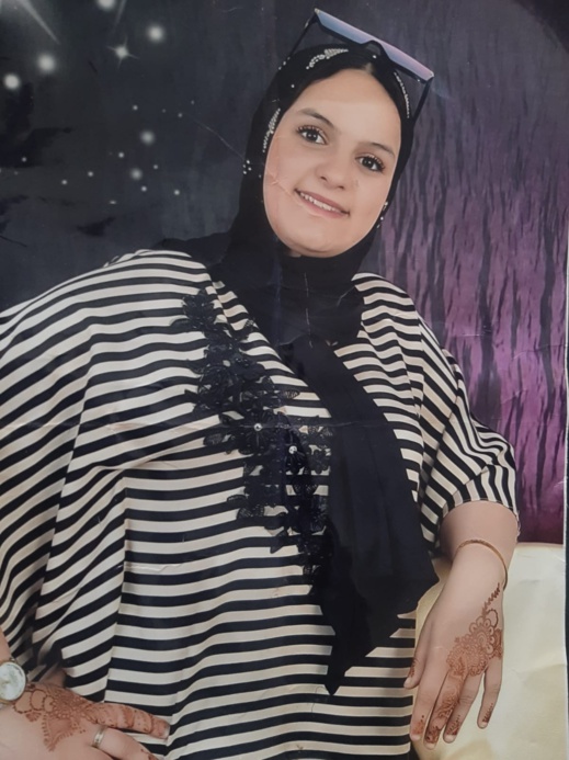 من شاهد صاحبة الصورة بالناظور؟ نداء لعموم المواطنين من شاهد صاحبة الصورة بالناظور؟ نداء لعموم المواطنين