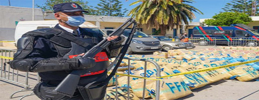 شرطة الناظور تضرب بقوة في بن الطيب وتطيح بزعيم عصابة إجرامية خطيرة شرطة الناظور تضرب بقوة في بن الطيب وتطيح بزعيم عصابة إجرامية خطيرة