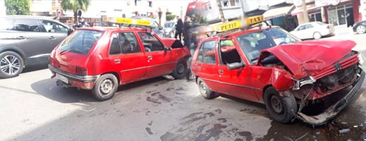 صور.. حادثة سير خطيرة بالناظور تسفر عن إصابات وخسائر صور.. حادثة سير خطيرة بالناظور تسفر عن إصابات وخسائر