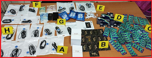 اعتقال طالب متهم متورط في بيع أجهزة متخصصة في الغش في الامتحانات اعتقال طالب متهم متورط في بيع أجهزة متخصصة في الغش في الامتحانات