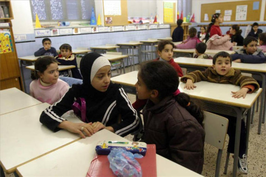 إسبانيا: محكمة تعترف بحق الأسر في تلقي أطفالها دروسا في الدين الإسلامي إسبانيا: محكمة تعترف بحق الأسر في تلقي أطفالها دروسا في الدين الإسلامي