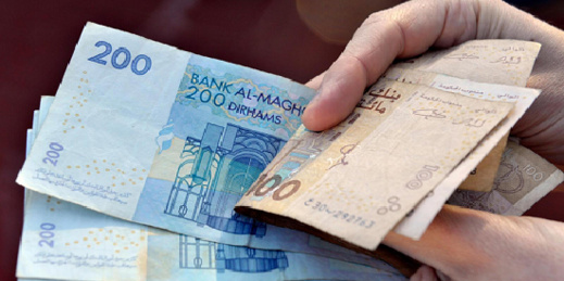 بين 800 و1700 درهم.. اقتطاعات جديدة طالت الأجور تشعل غضب الأساتذة