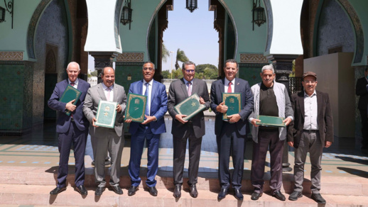 مرصد ينتقد تكتم الحكومة على مجريات الحوار الاجتماعي ويوصي بتوسيع جدول أعماله مرصد ينتقد تكتم الحكومة على مجريات الحوار الاجتماعي ويوصي بتوسيع جدول أعماله