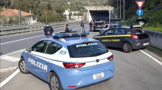 جثة مهاجر مغربي عليها آثار عنف تستنفر سلطات إيطاليا جثة مهاجر مغربي عليها آثار عنف تستنفر سلطات إيطاليا