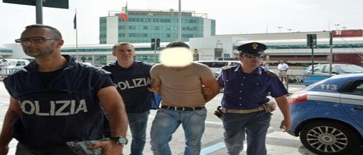 المؤبد لمغربيين قتلا شابة إيطالية بعد تعذيبها واضرام النار في مسكنها المؤبد لمغربيين قتلا شابة إيطالية بعد تعذيبها واضرام النار في مسكنها