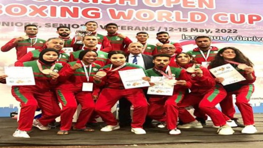 المقاتلة الناظورية كوثر باعراب تفوز بميدالية نحاسية في الدوري الدولي للكيك بوكسينغ بتركيا