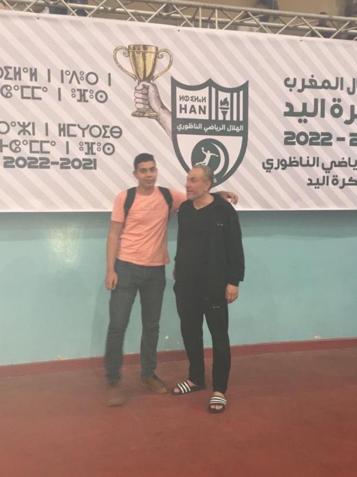 شاهدوا.. استقبال تاريخي لبطل المغرب هلال الناظور لكرة اليد شاهدوا.. استقبال تاريخي لبطل المغرب هلال الناظور لكرة اليد